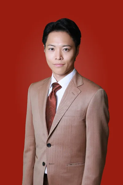 梅村 玲於